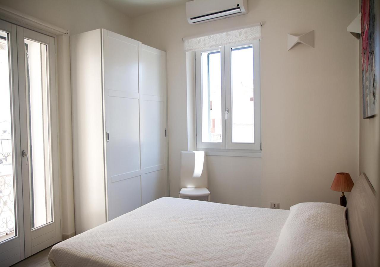 Murphy Holiday Home - Residenza XX Settembre La Maddalena  Exterior foto